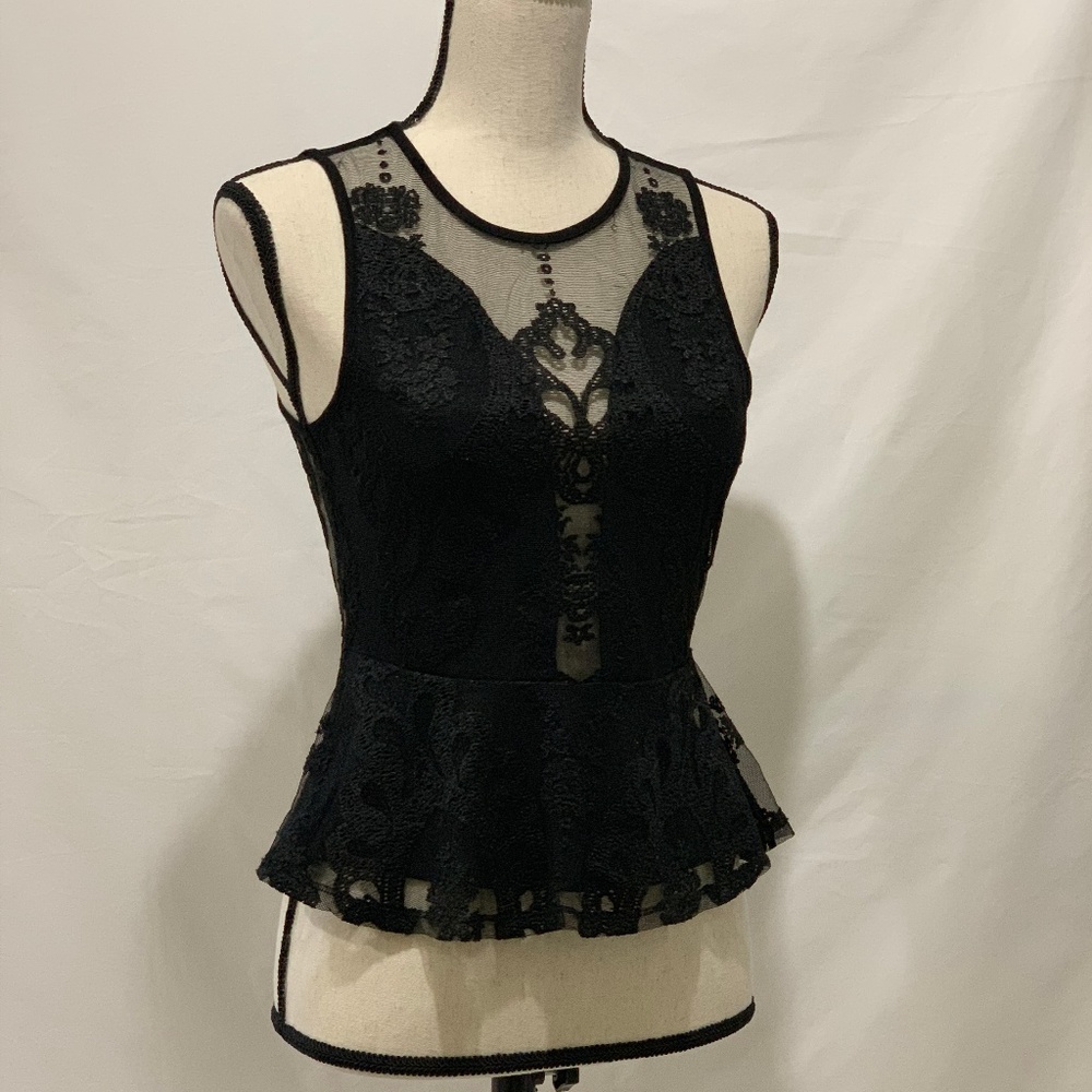 FOR LOVE  & LEMONS Black Lace Top XS